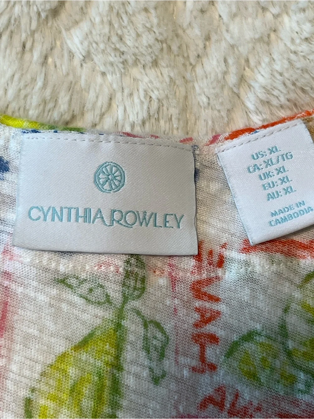 XL Cynthia Rowley White Short-Sleeve Button Front Too with Red, Green & Blue - Picture 2 of 3